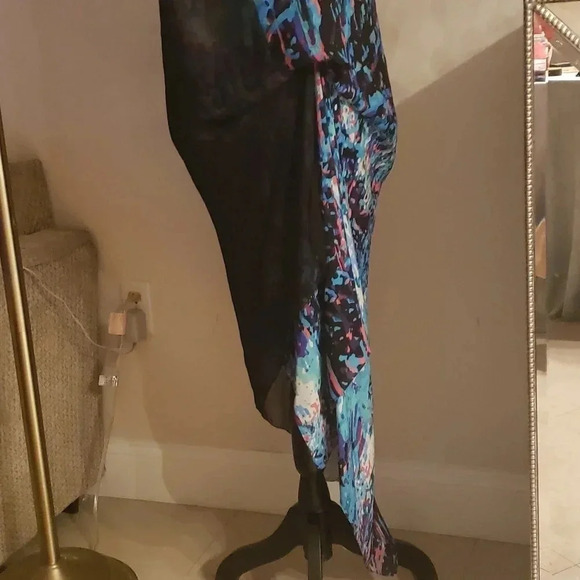 bcbg MaxAria runway Absolutely gorgeous dress size 4 - Picture 7 of 12